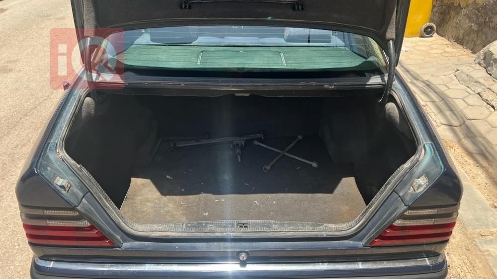 مرسيدس بنز E-Class
